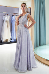 Round Sleeveless A-Line Tulle Prom Dress With Beaded Appliques