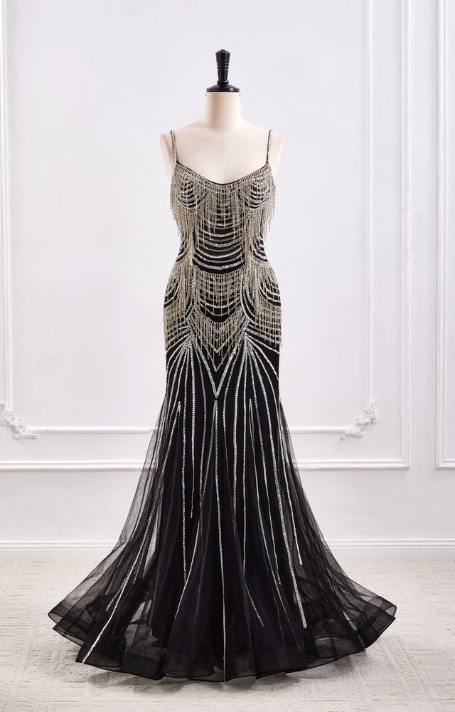 Glamorous Mermaid Bateau Sleeveless Bead-Fringed Prom Dress