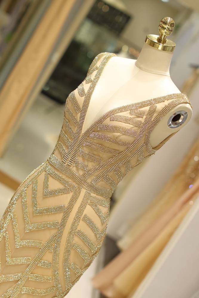 V-Neck Sleeveless Empire Beaded Mermaid Tulle Party Prom Dress